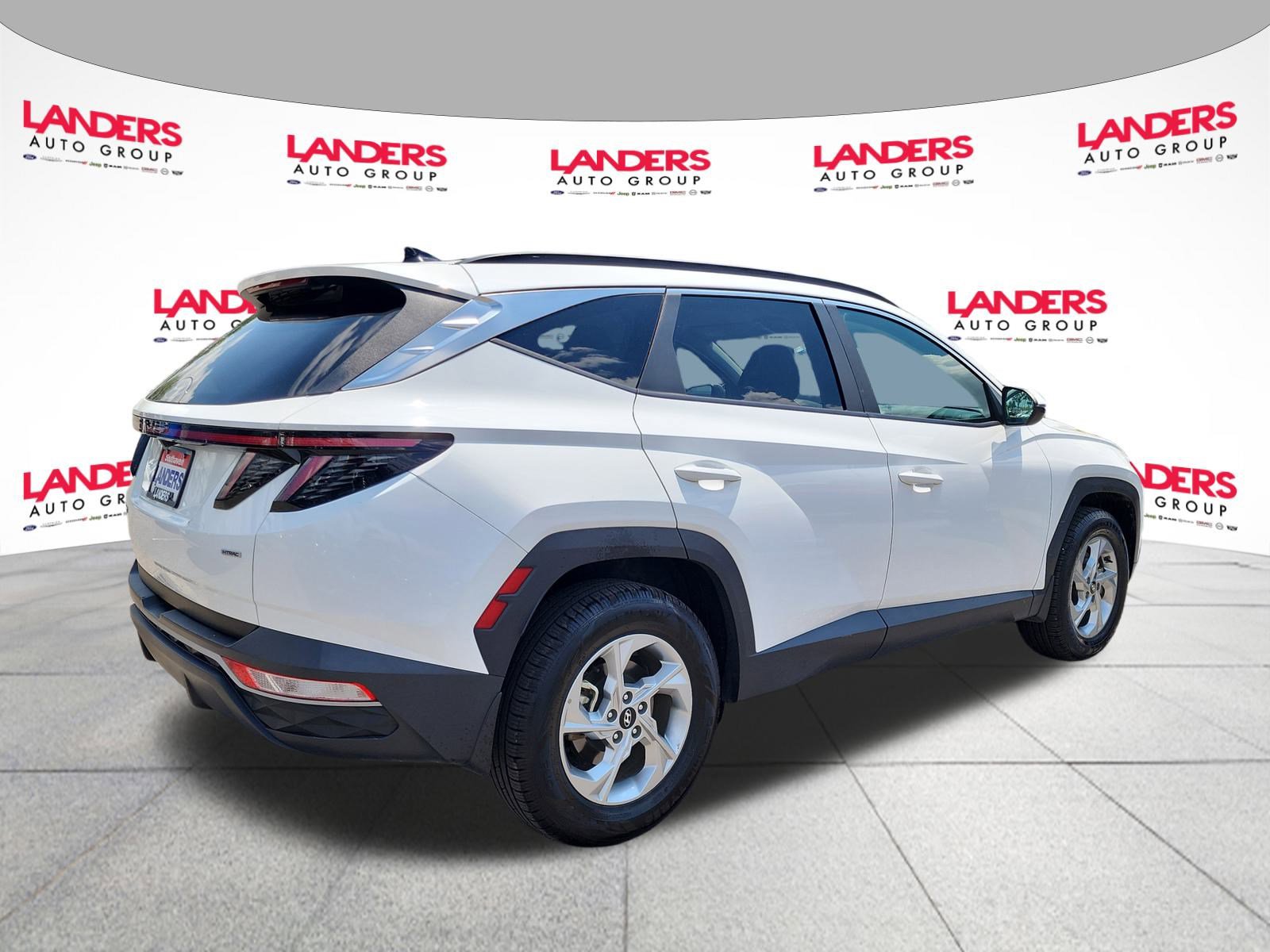 2023 Hyundai Tucson SEL photo 3