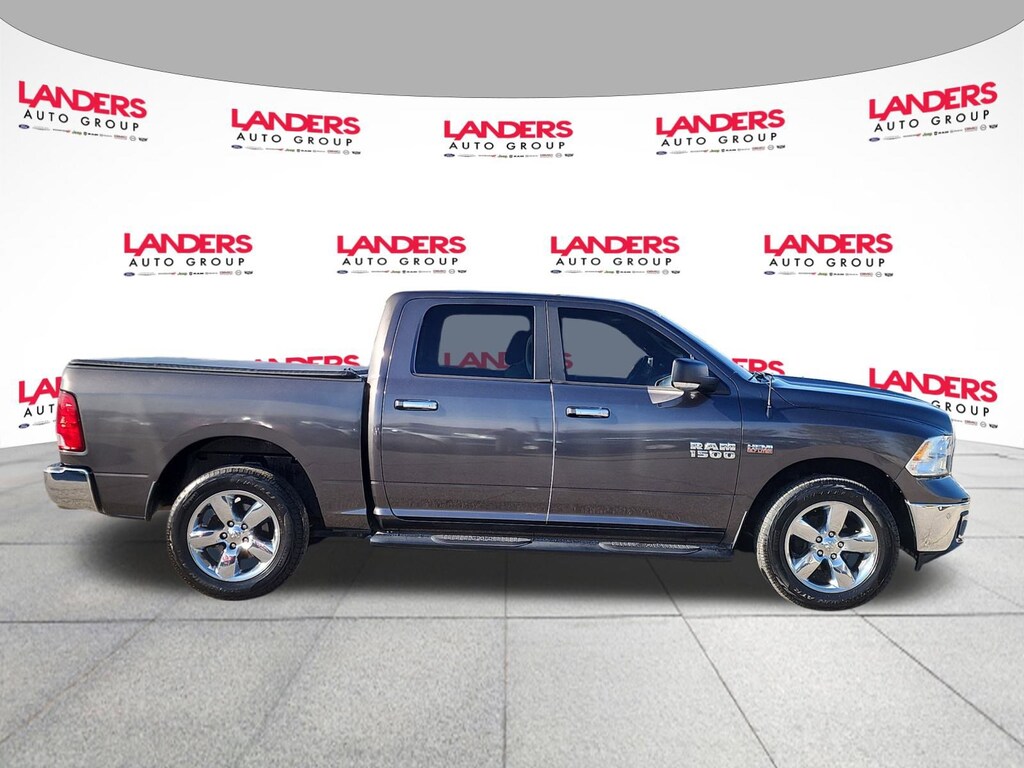 Used 2017 Ram 1500 Big Horn Big Horn 4x4 Crew Cab 57 Box