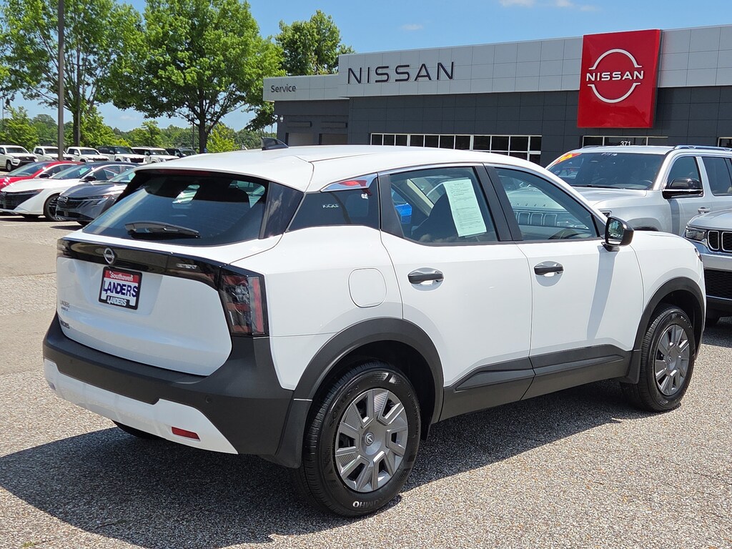 Used 2026 Nissan Kicks S S FWD