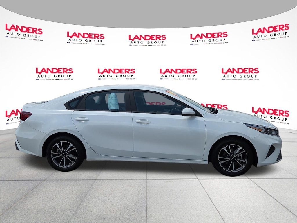 Used 2024 Kia Forte LXS LXS IVT