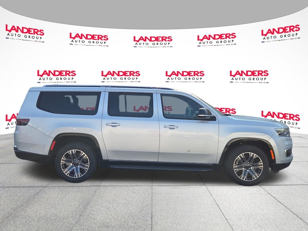 Used 2024 Jeep Wagoneer L Series II Series II 4x2 *Ltd Avail*