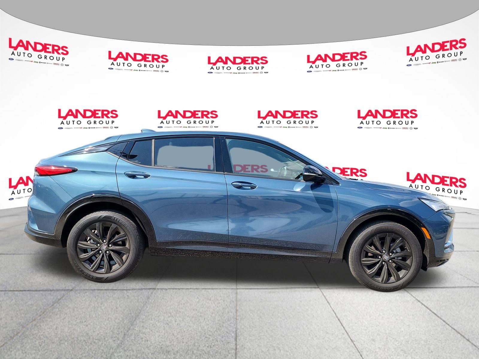 2024 Buick Envista ST photo 2