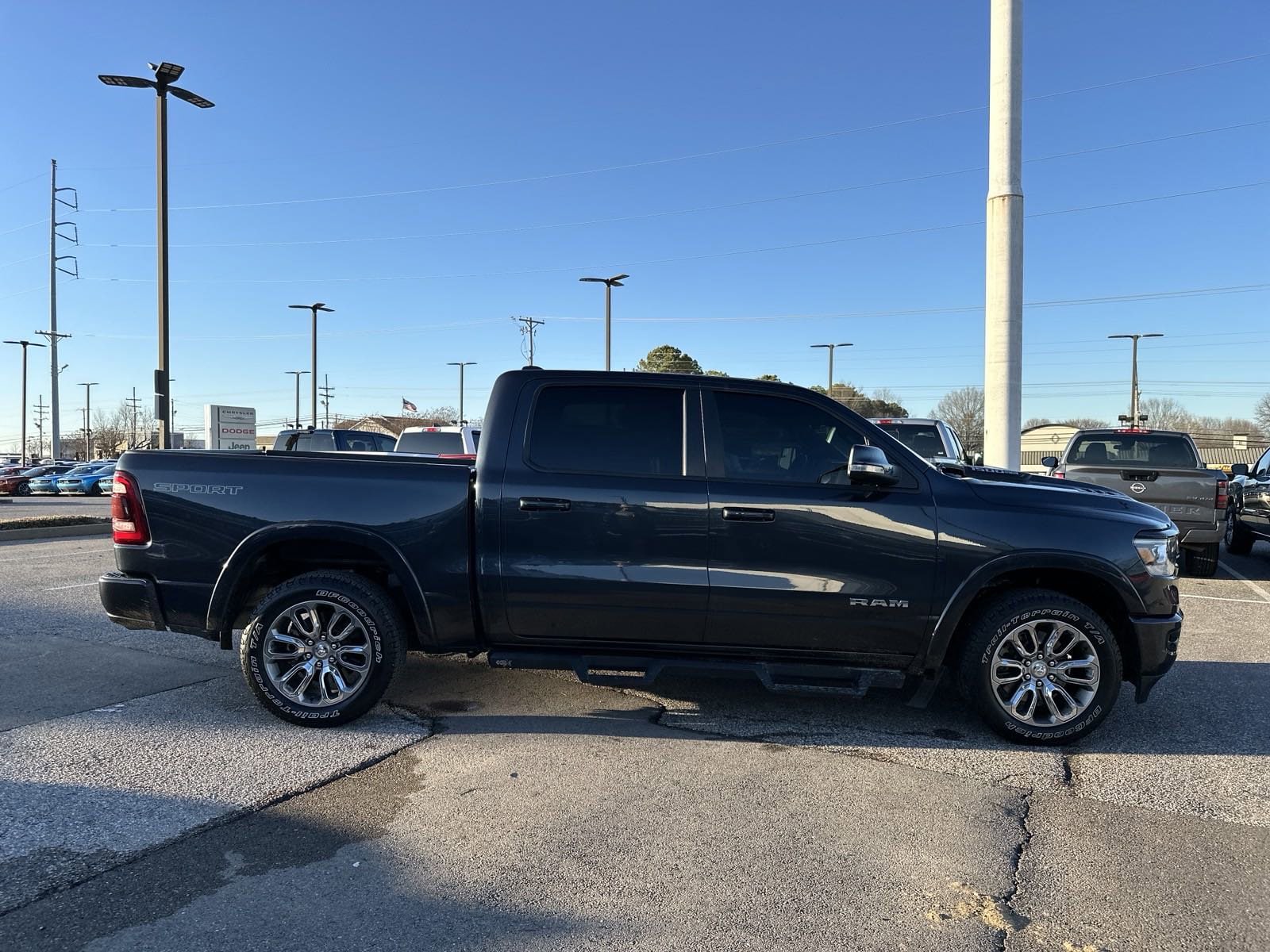 Used 2021 RAM Ram 1500 Pickup Laramie with VIN 1C6SRFJT6MN730554 for sale in Southaven, MS