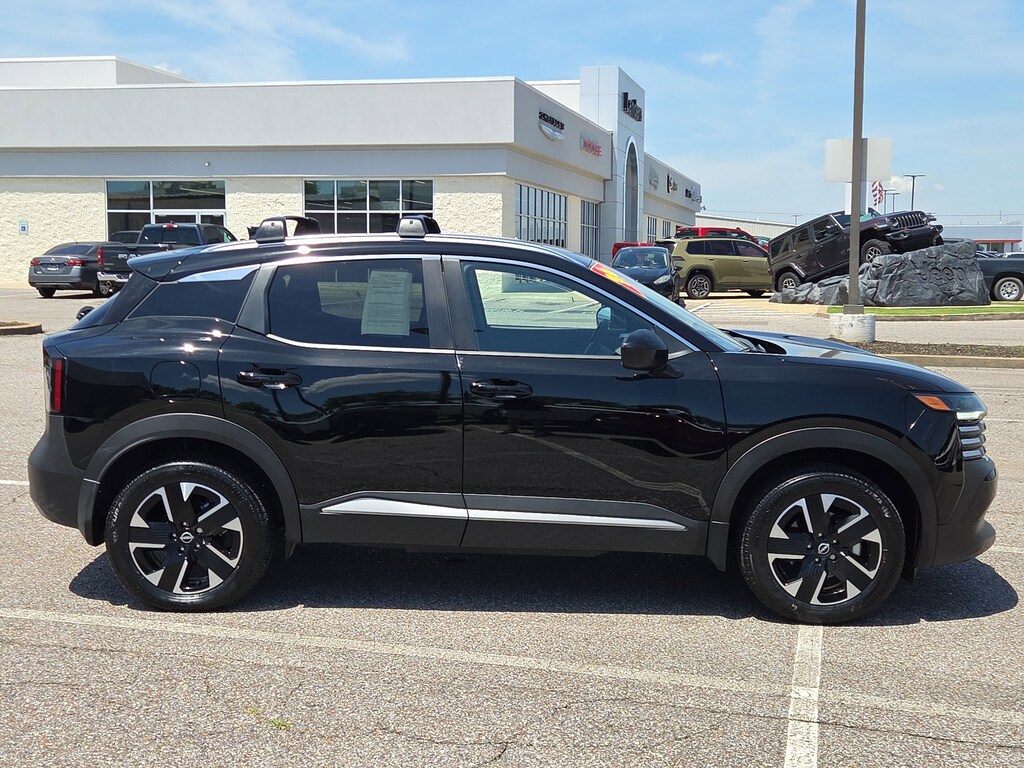 Used 2026 Nissan Kicks SV SV AWD