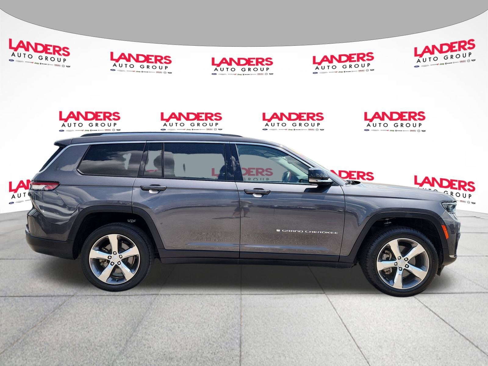 2022 Jeep Grand Cherokee Limited photo 2