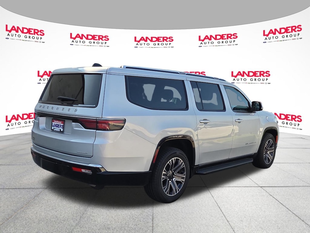 Used 2024 Jeep Wagoneer L Series II Series II 4x2 *Ltd Avail*