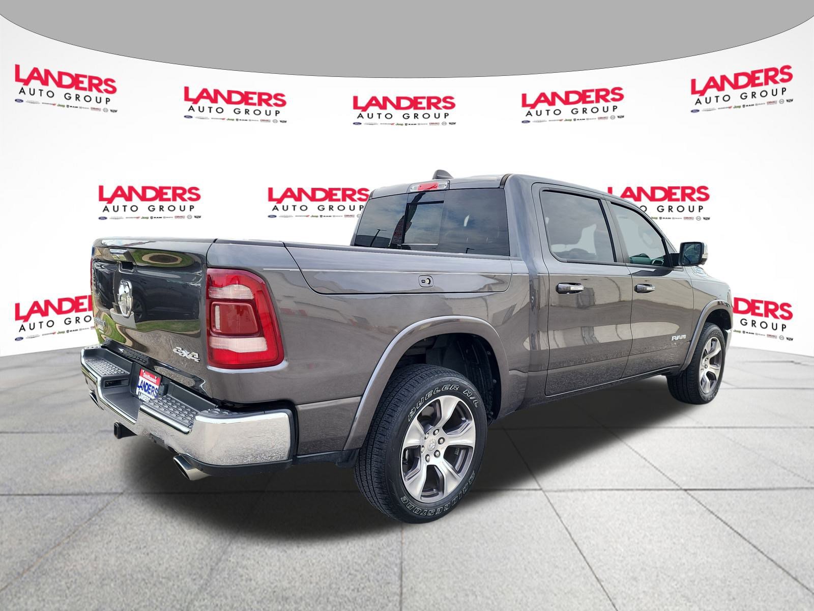 2022 Ram 1500 Laramie photo 3