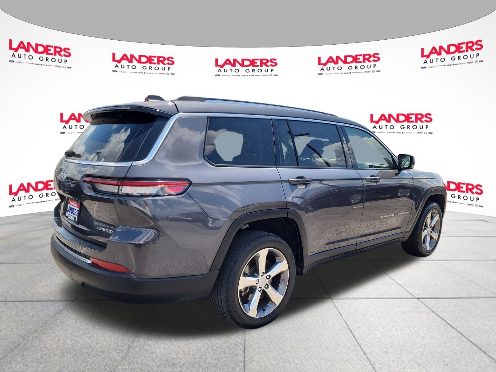 2022 Jeep Grand Cherokee Limited photo 3