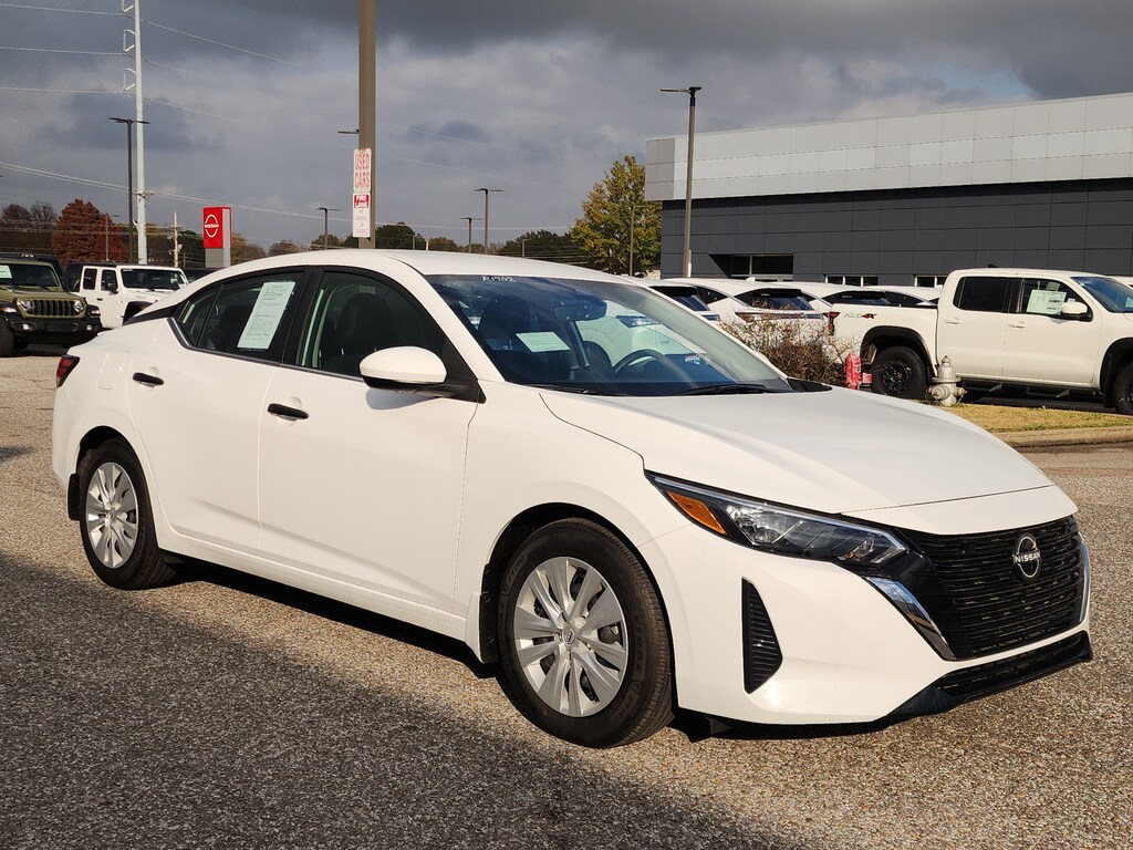 Used 2025 Nissan Sentra S S CVT