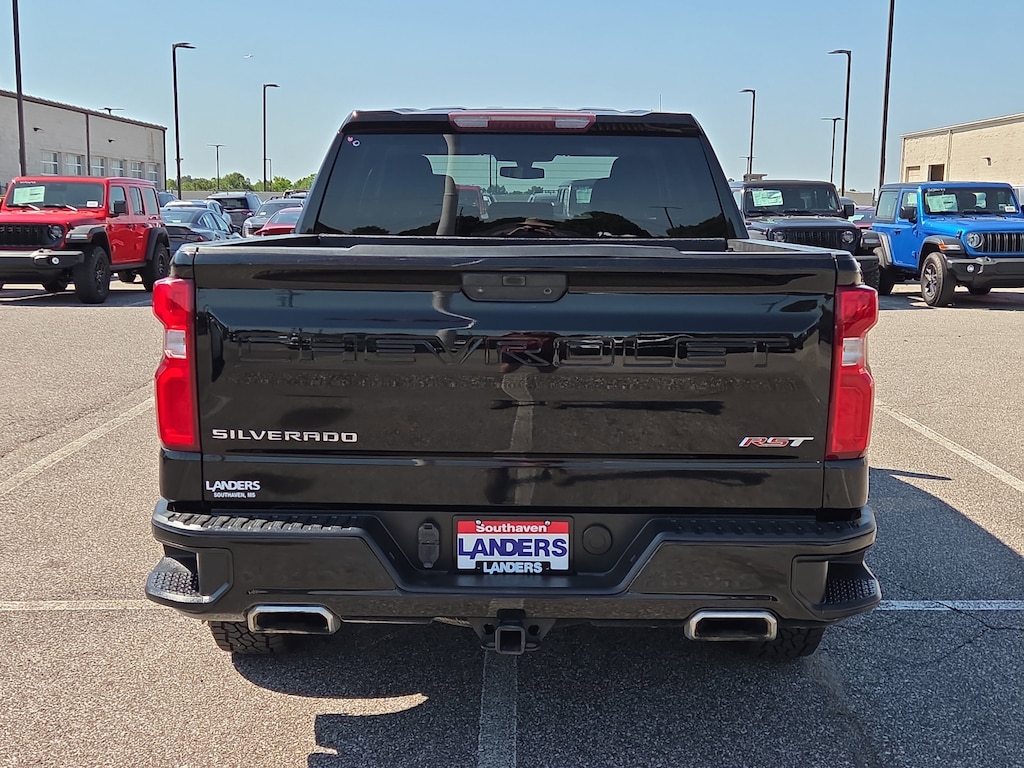Used 2019 Chevrolet Silverado 1500 RST 4WD Crew Cab 147 RST