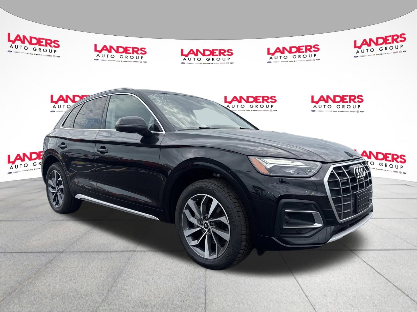2021 Audi Q5 45 Premium Plus's photo
