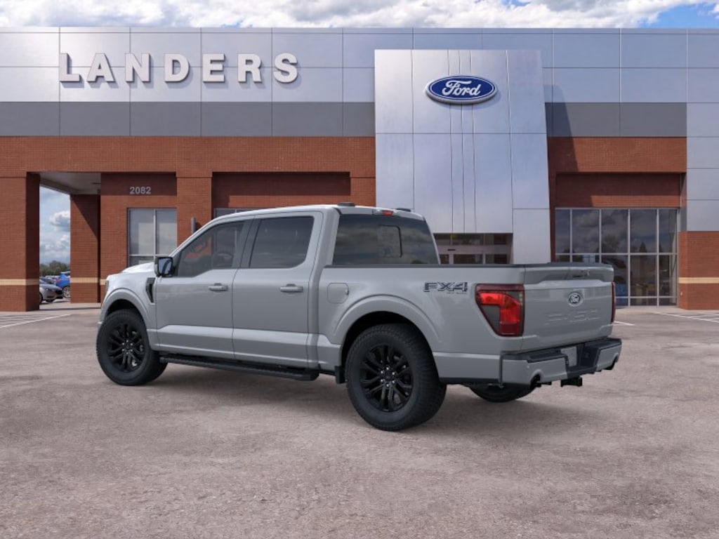 New 2026 Ford F-150 XLT XLT 4WD SuperCrew 5.5 Box