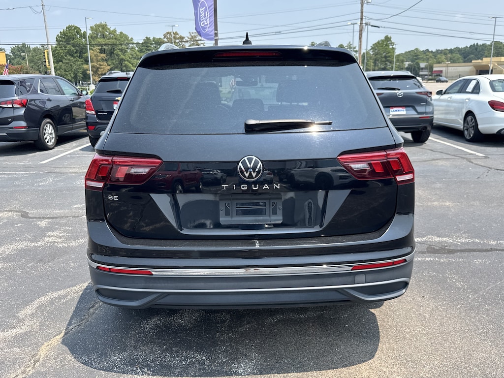 Used 2024 Volkswagen Tiguan SE 2.0T SE FWD
