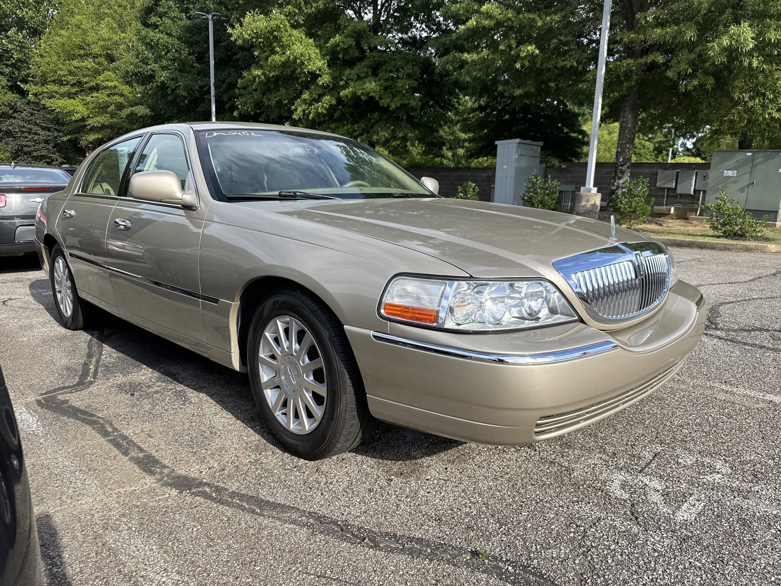 2006 Lincoln Town Car Signature's photo