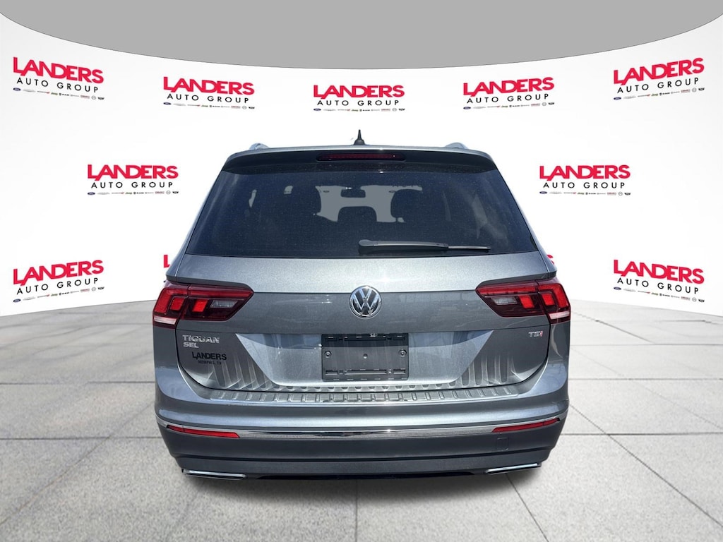 Used 2018 Volkswagen Tiguan SE SE 2.0T S FWD