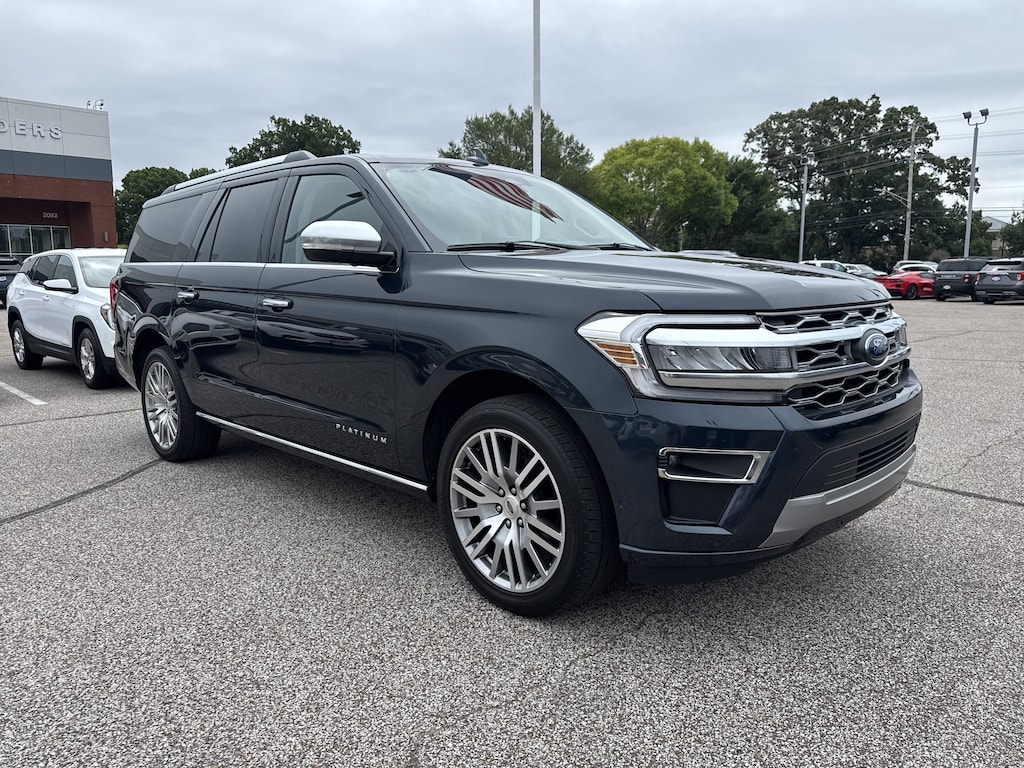 Used 2024 Ford Expedition Max Platinum Platinum 4x4