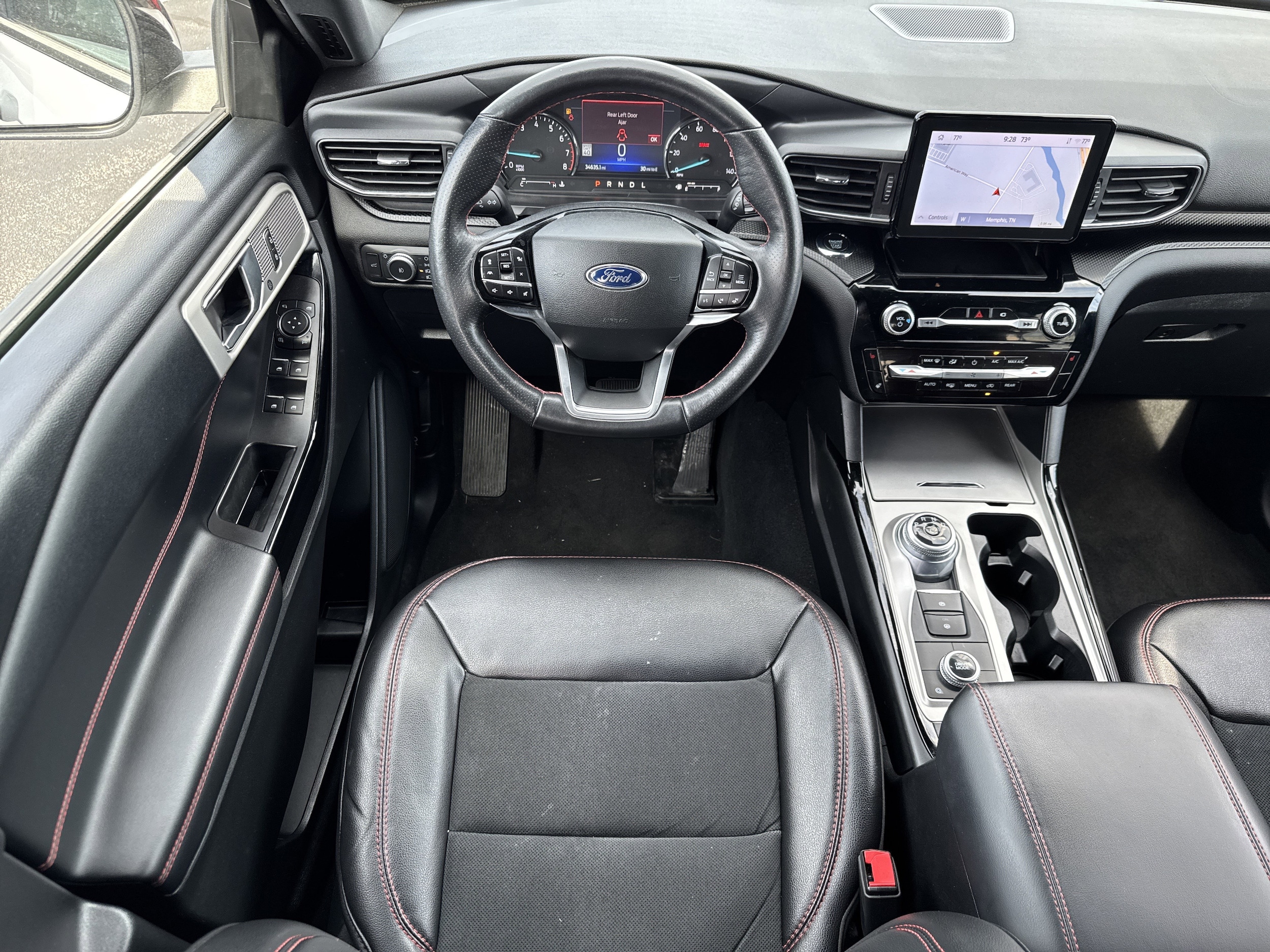 2022 Ford Explorer ST-LINE - Photo 12