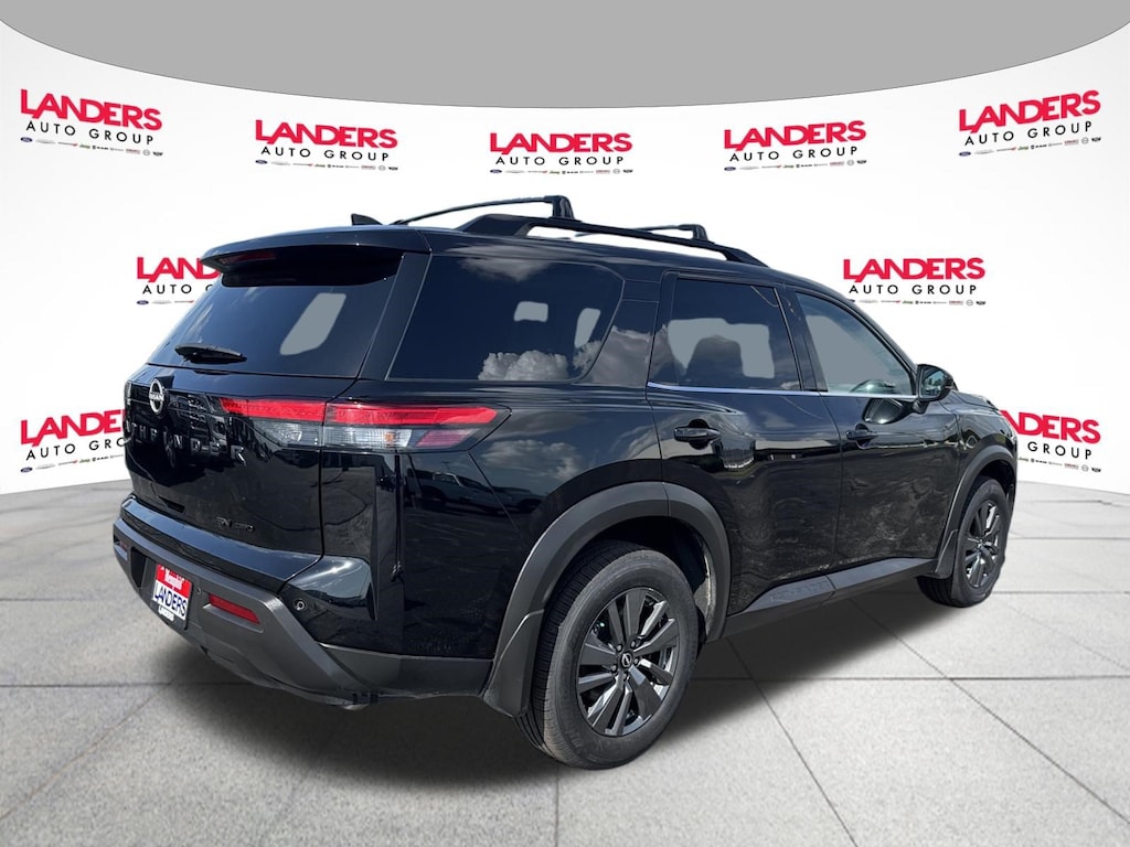 Used 2023 Nissan Pathfinder SV SV 4WD