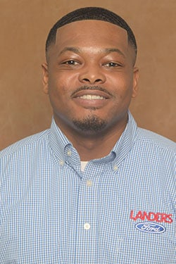 Staff member Sidney Wallace from ID_462441