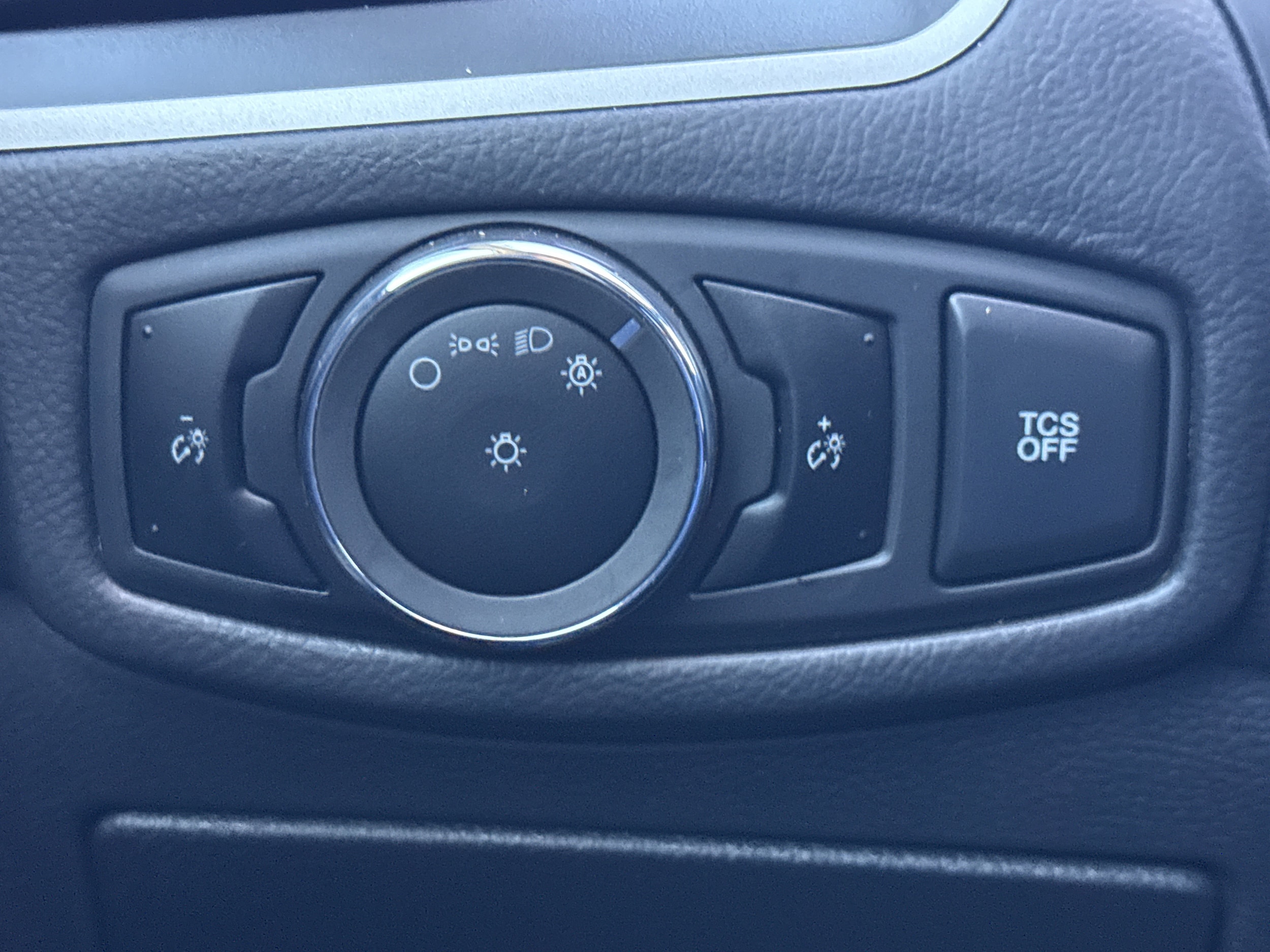 2024 Ford Edge SE AWD's photo