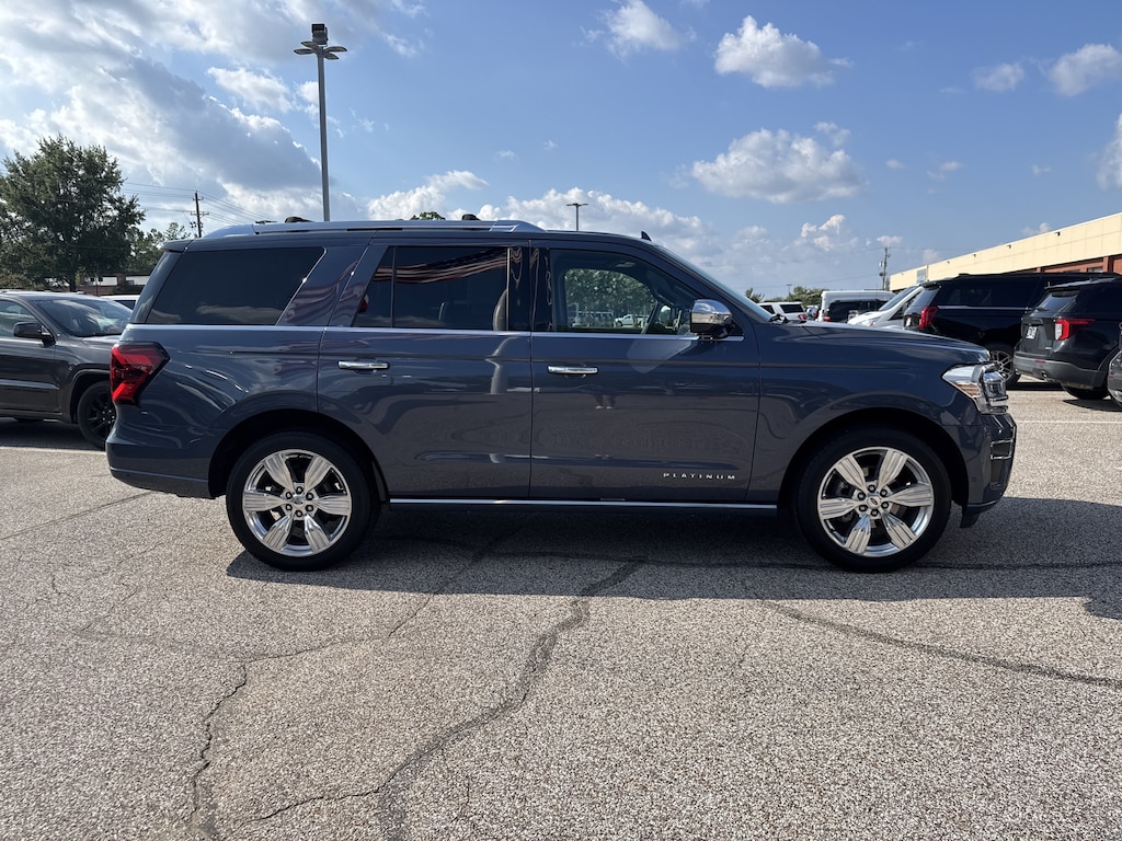 Used 2022 Ford Expedition Platinum Platinum 4x2