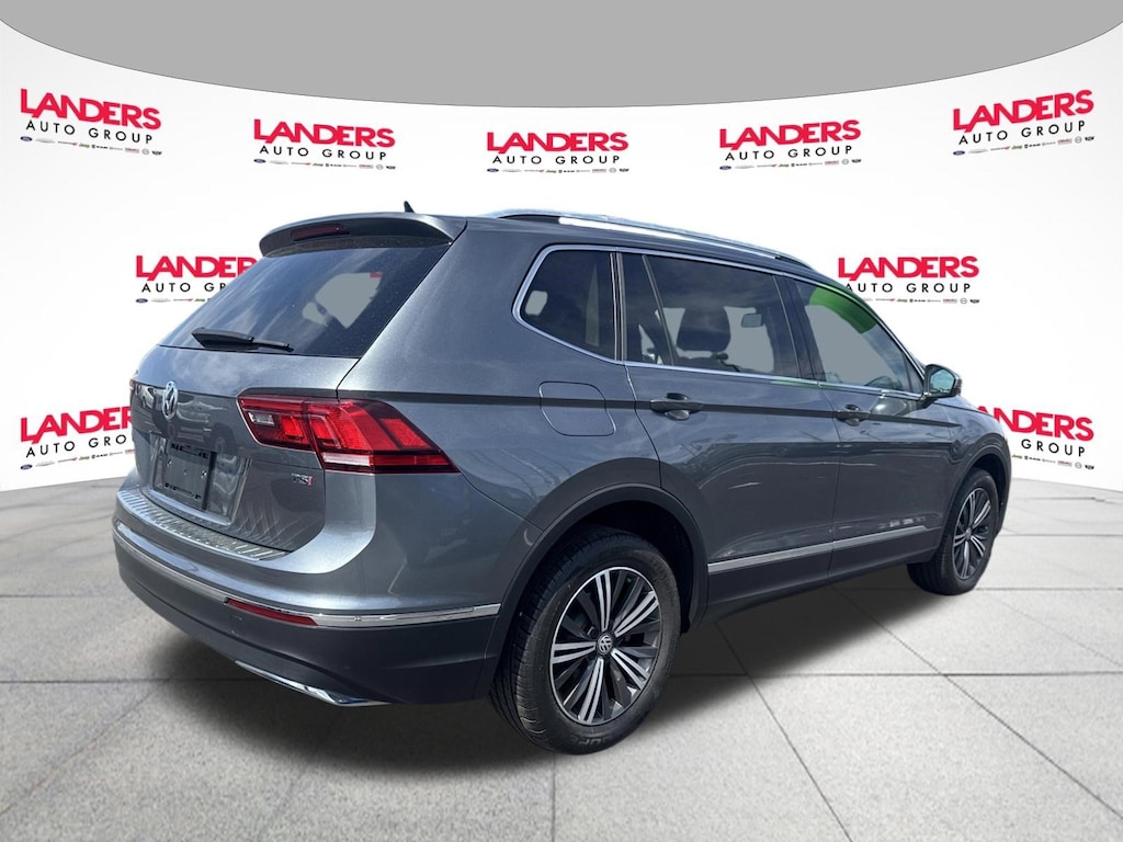 Used 2018 Volkswagen Tiguan SE SE 2.0T S FWD