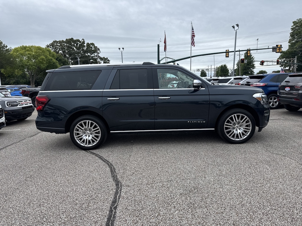 Used 2024 Ford Expedition Max Platinum Platinum 4x4