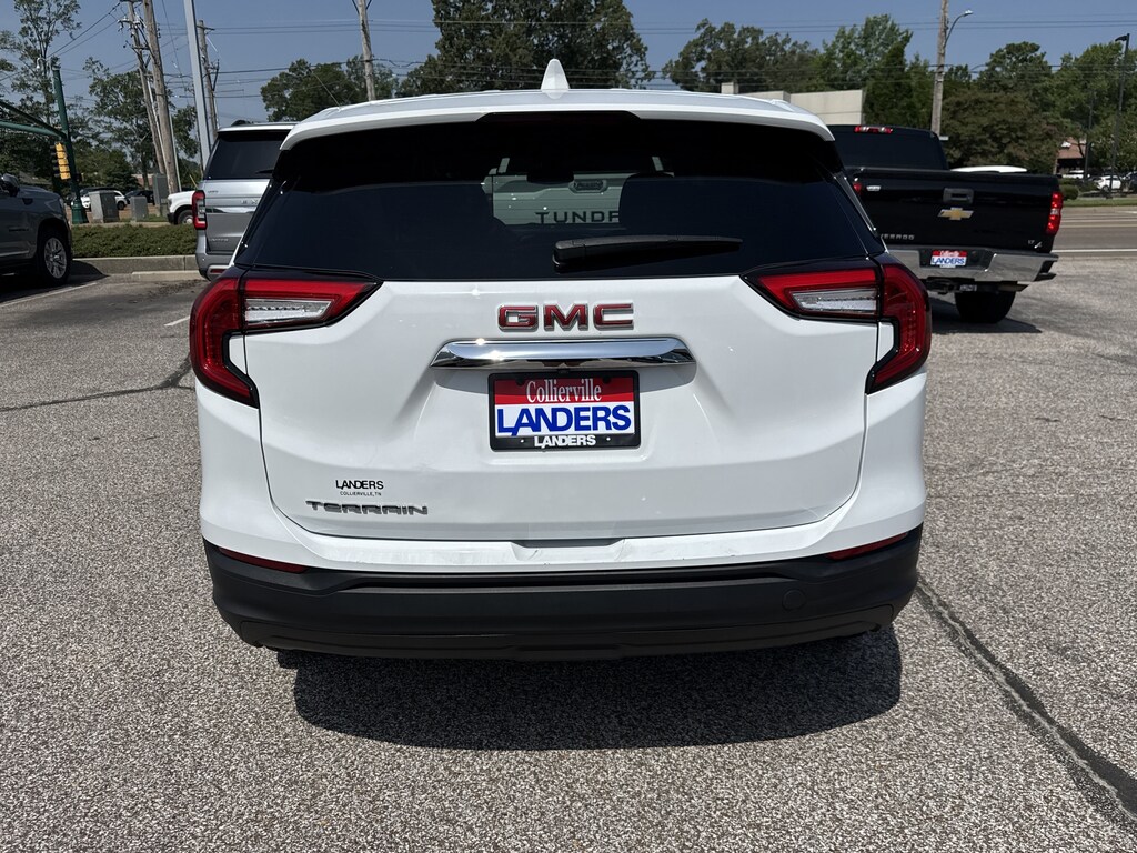 Used 2022 GMC Terrain SLE FWD SLE