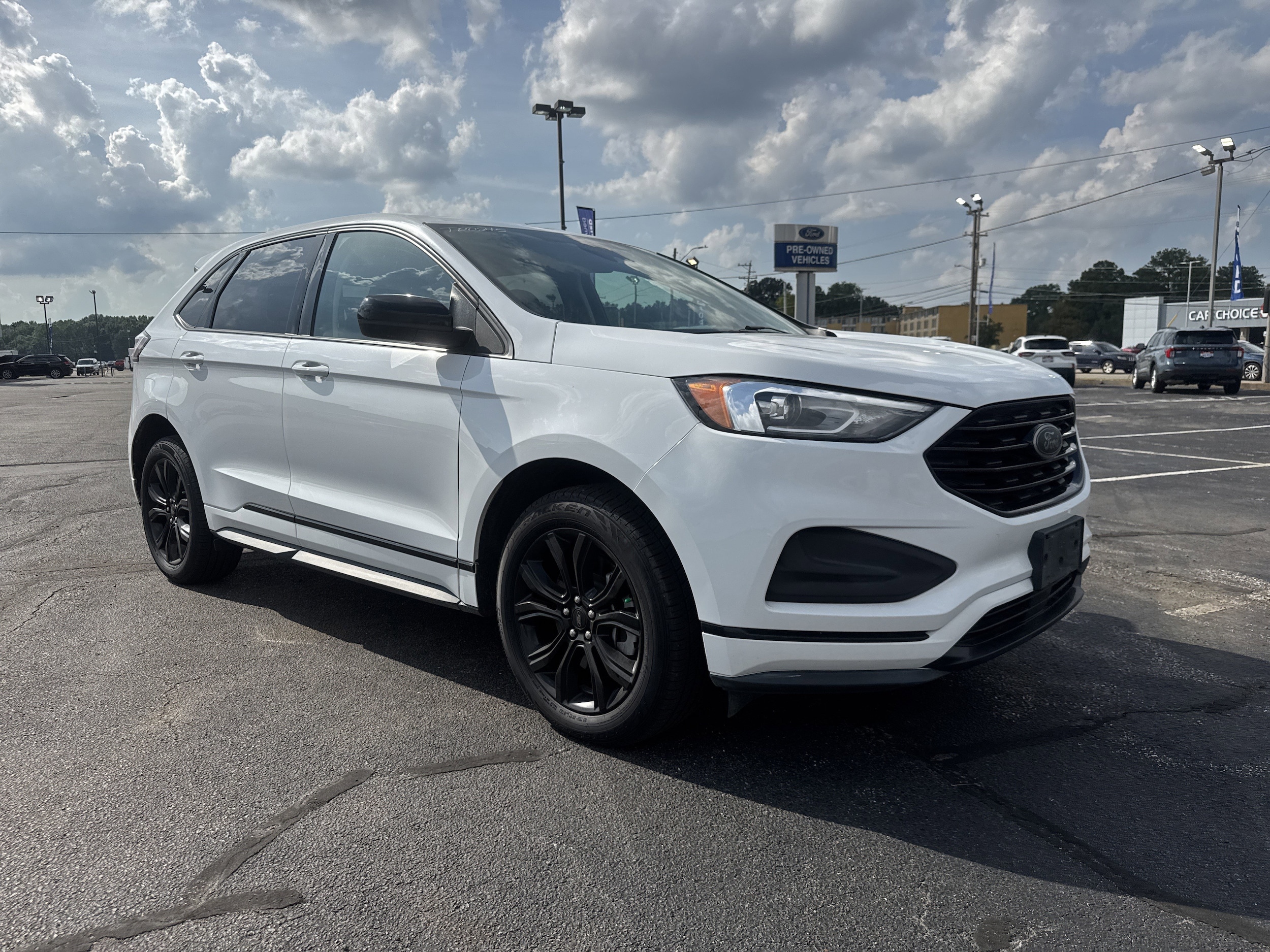 2023 Ford Edge SE AWD's photo