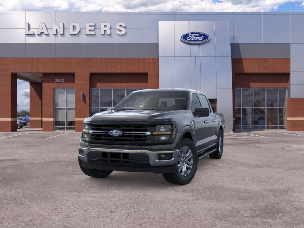 New 2026 Ford F-150 XLT XLT 2WD SuperCrew 5.5 Box
