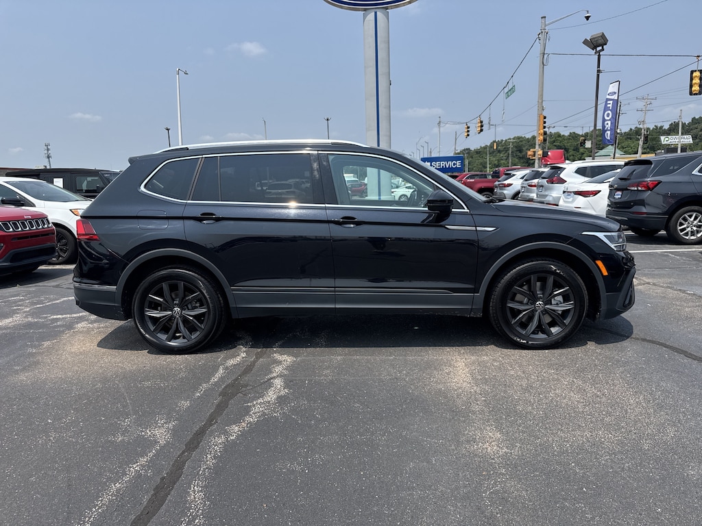 Used 2024 Volkswagen Tiguan SE 2.0T SE FWD