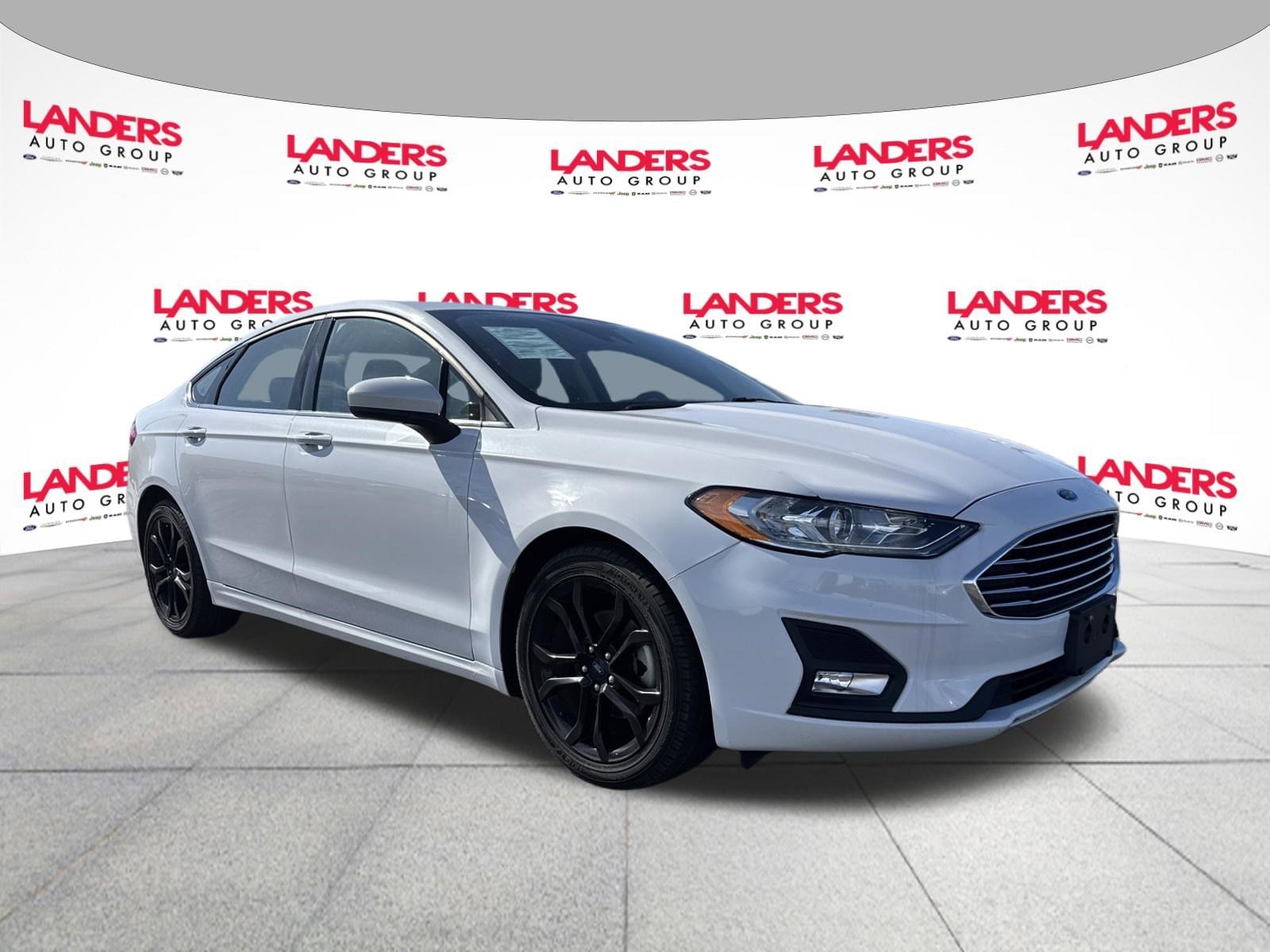 2020 Ford Fusion SE FWD's photo