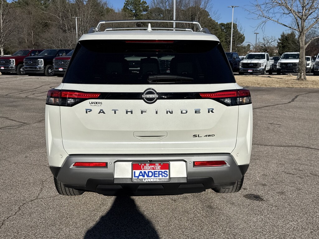 Used 2023 Nissan Pathfinder SL SL 4WD