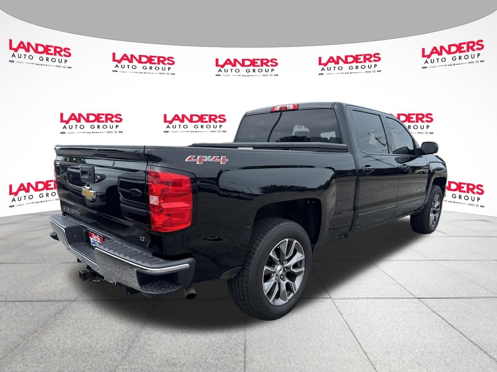 Used 2017 Chevrolet Silverado 1500 LT 4WD Crew Cab 153.0 LT w/1LT