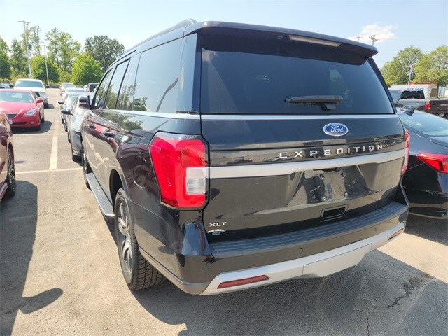 2022 Ford Expedition XLT photo 4