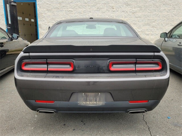 2022 Dodge Challenger GT photo 4