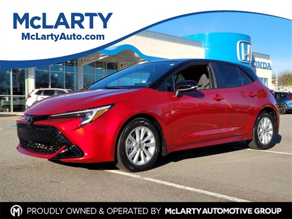 Used 2024 Toyota Corolla Hatchback SE Hatchback