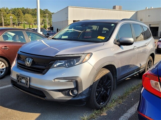 2021 Honda Pilot Special Edition photo 2