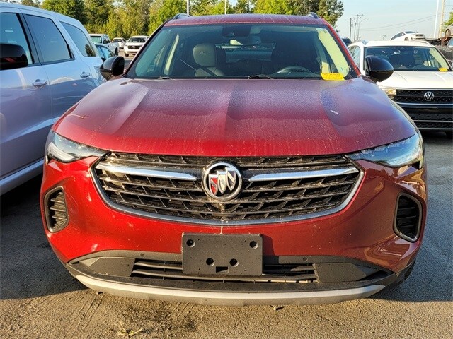 2022 Buick Envision Essence photo 2