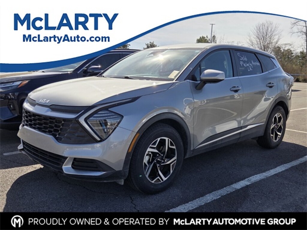 Used 2024 Kia Sportage LX SUV