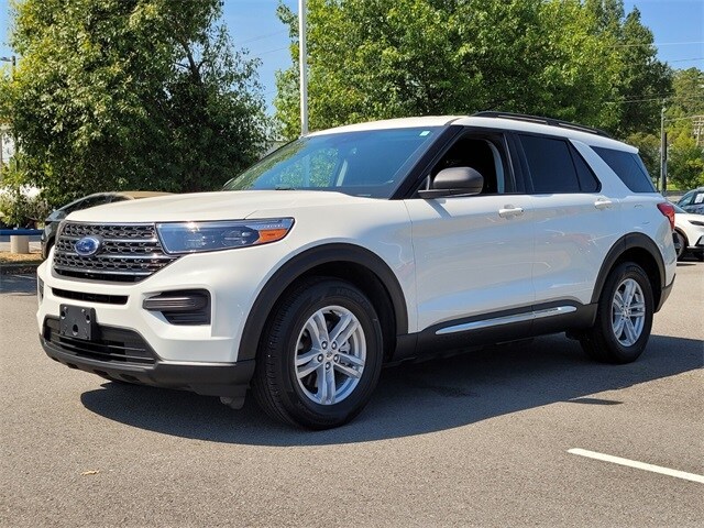 2022 Ford Explorer XLT photo 3