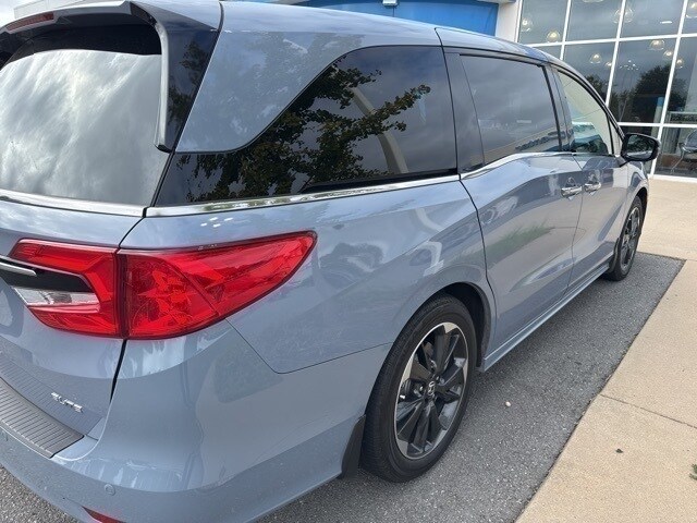 2023 Honda Odyssey Elite photo 4