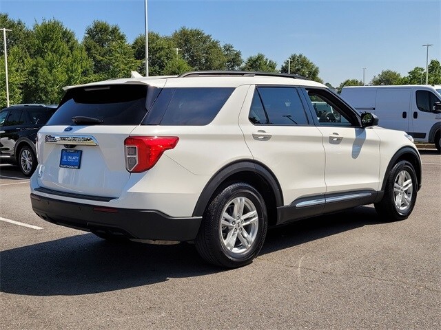2022 Ford Explorer XLT photo 2