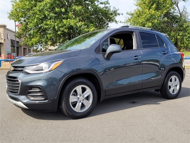 Used 2021 Chevrolet Trax LT with VIN KL7CJLSB4MB308421 for sale in Little Rock, AR