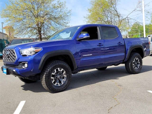 Used 2022 Toyota Tacoma SR with VIN 3TMCZ5AN8NM498964 for sale in Little Rock