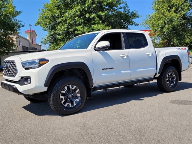 Used 2023 Toyota Tacoma TRD Off Road with VIN 3TMCZ5ANXPM555846 for sale in Little Rock, AR