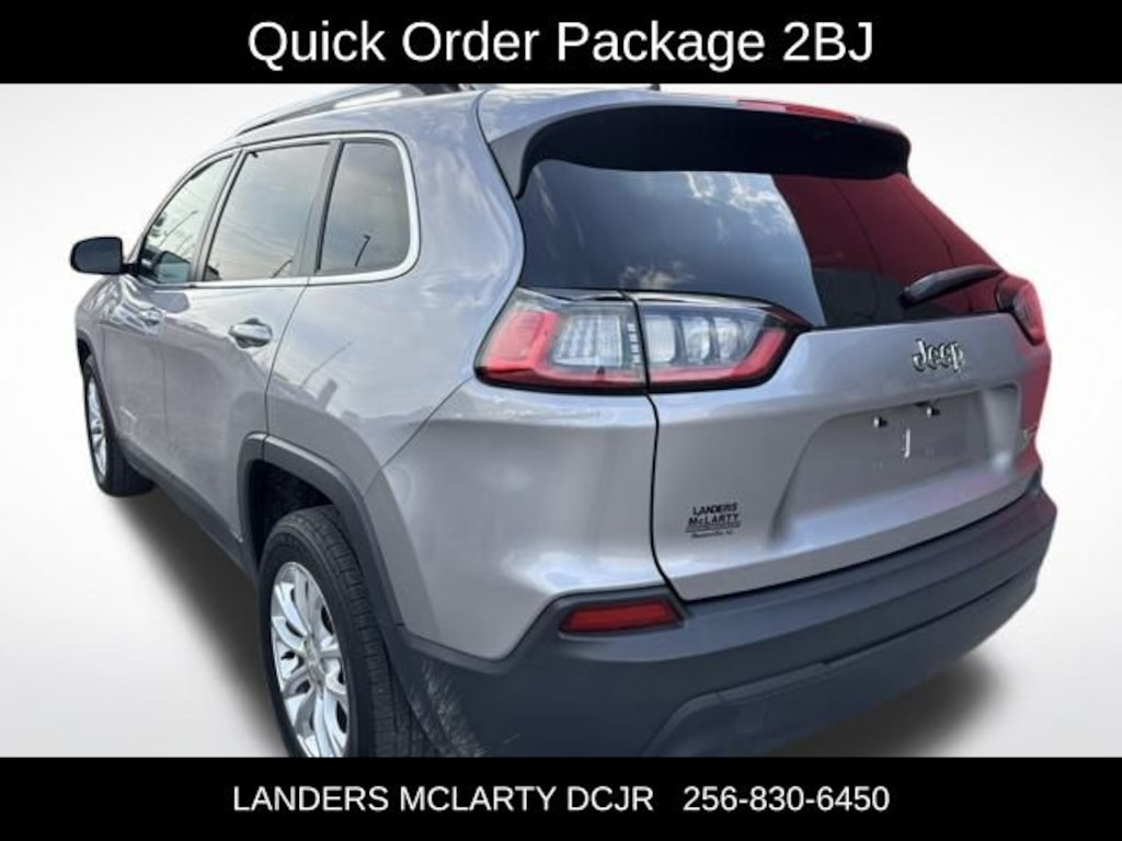 Used 2019 Jeep Cherokee Latitude SUV