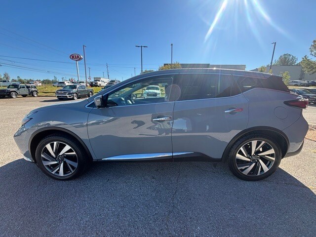 2023 Nissan Murano SL photo 3