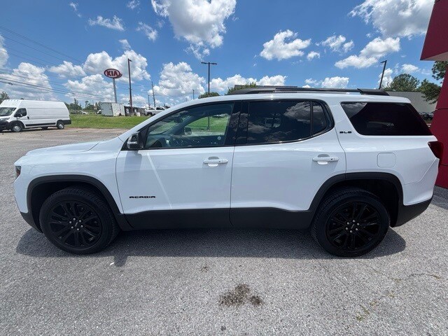 2023 Gmc Acadia SLE photo 3