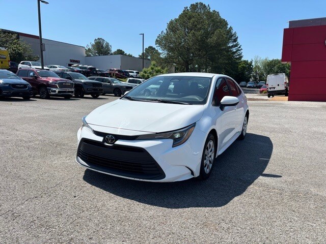 Used 2023 Toyota Corolla LE with VIN 5YFB4MDE8PP017560 for sale in Huntsville, AL